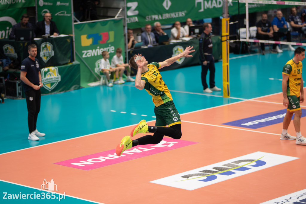 Fotorelacja: Świetne widowisko siatkarskie  Zawiercie -ZAKSA 3:1