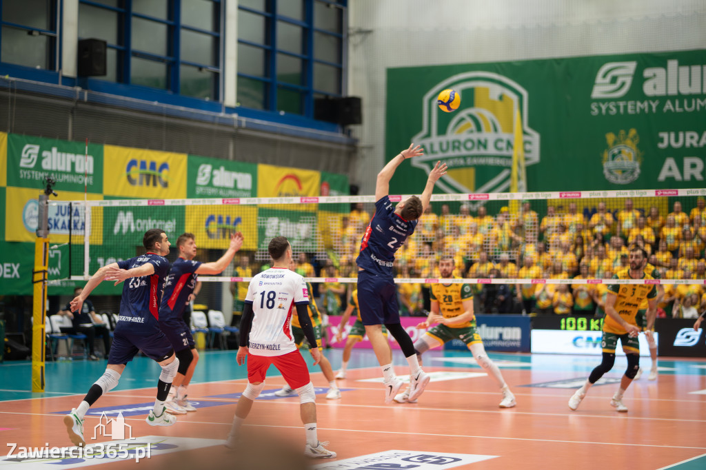 Fotorelacja: Świetne widowisko siatkarskie  Zawiercie -ZAKSA 3:1