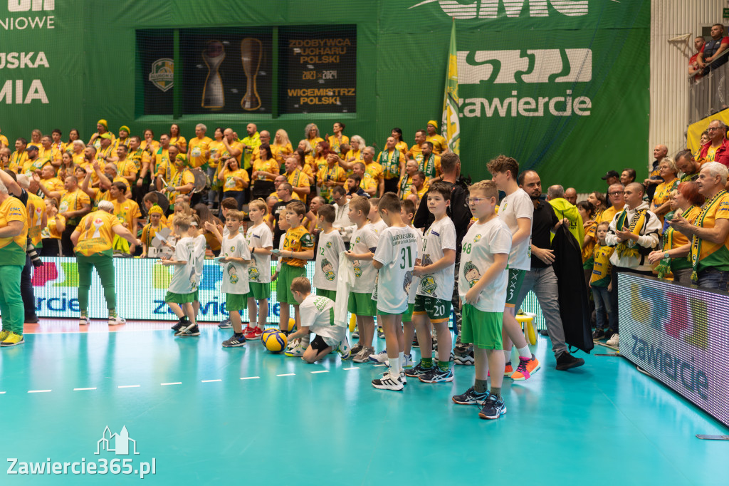 Fotorelacja: Świetne widowisko siatkarskie  Zawiercie -ZAKSA 3:1