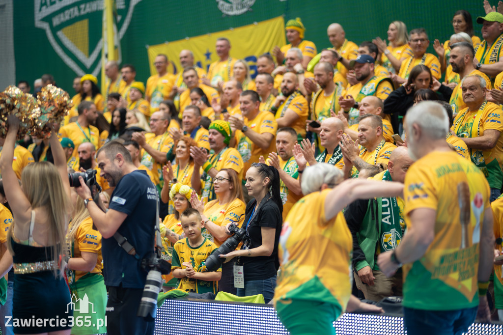 Fotorelacja: Świetne widowisko siatkarskie  Zawiercie -ZAKSA 3:1