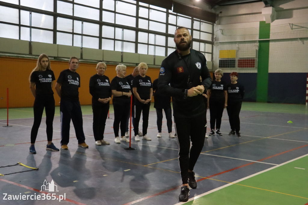 Fotorelacja: Pierwsze pokazowe zajęcia Walking Football w Zawierciu