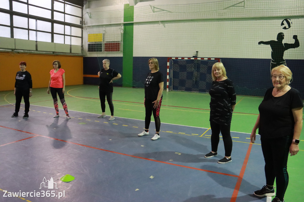 Fotorelacja: Pierwsze pokazowe zajęcia Walking Football w Zawierciu