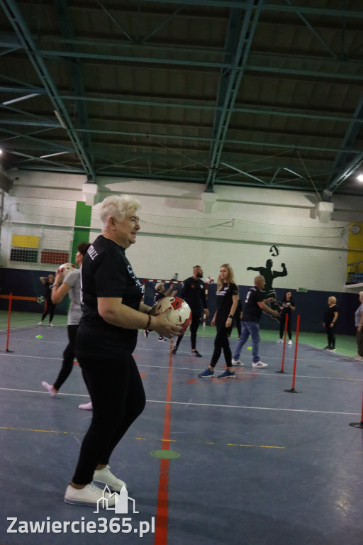 Fotorelacja: Pierwsze pokazowe zajęcia Walking Football w Zawierciu