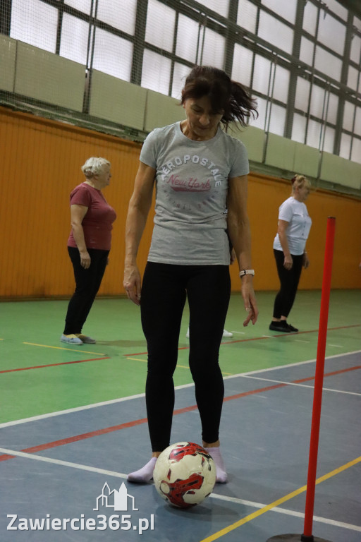 Fotorelacja: Pierwsze pokazowe zajęcia Walking Football w Zawierciu