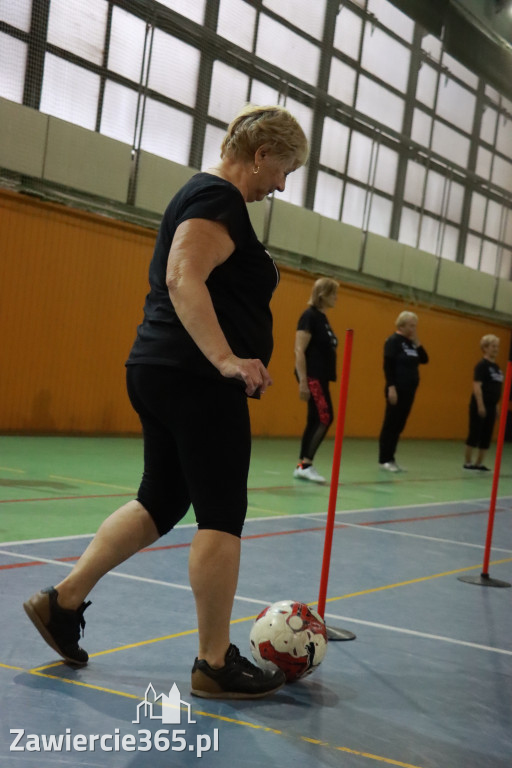 Fotorelacja: Pierwsze pokazowe zajęcia Walking Football w Zawierciu