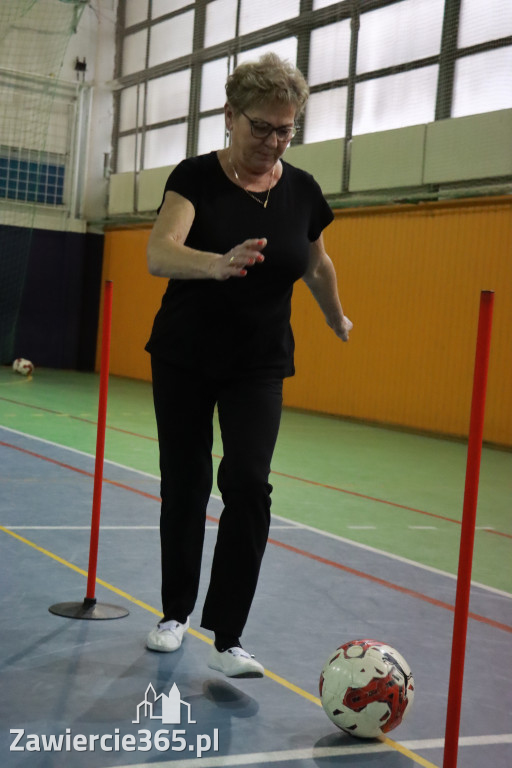 Fotorelacja: Pierwsze pokazowe zajęcia Walking Football w Zawierciu