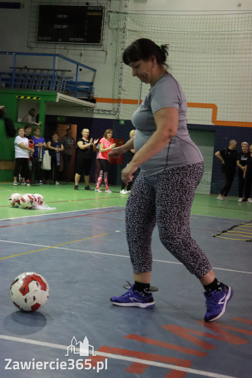 Fotorelacja: Pierwsze pokazowe zajęcia Walking Football w Zawierciu