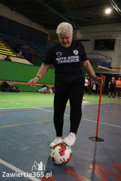 Fotorelacja: Pierwsze pokazowe zajęcia Walking Football w Zawierciu
