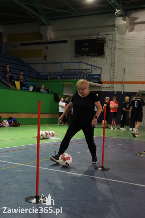 Fotorelacja: Pierwsze pokazowe zajęcia Walking Football w Zawierciu