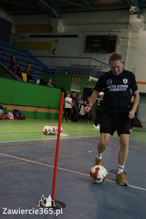 Fotorelacja: Pierwsze pokazowe zajęcia Walking Football w Zawierciu