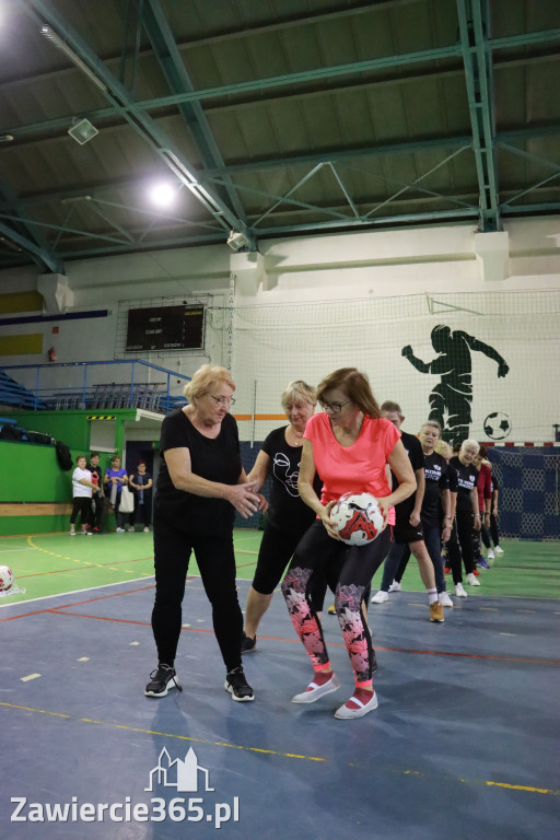 Fotorelacja: Pierwsze pokazowe zajęcia Walking Football w Zawierciu