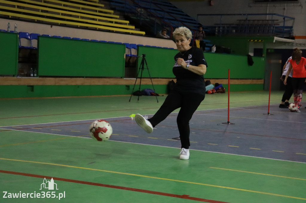 Fotorelacja: Pierwsze pokazowe zajęcia Walking Football w Zawierciu