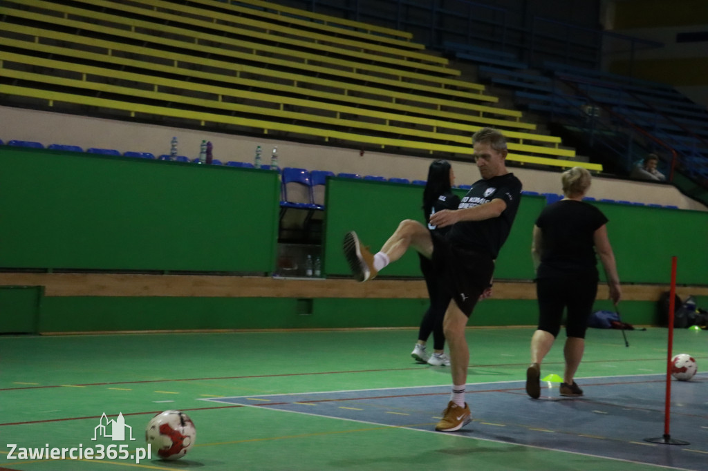 Fotorelacja: Pierwsze pokazowe zajęcia Walking Football w Zawierciu