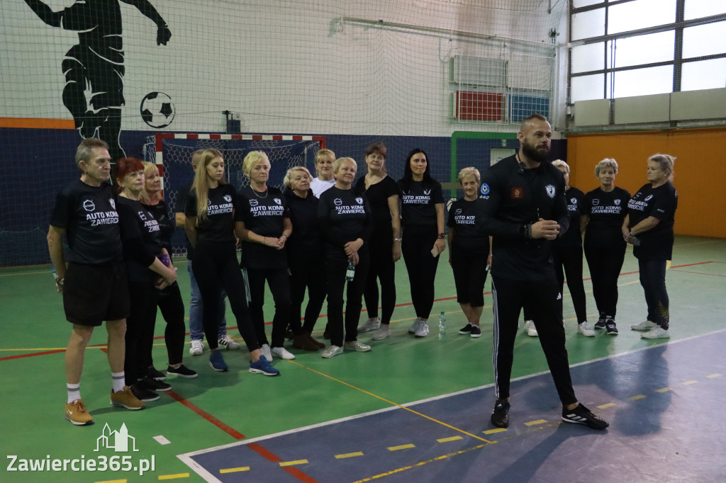 Fotorelacja: Pierwsze pokazowe zajęcia Walking Football w Zawierciu