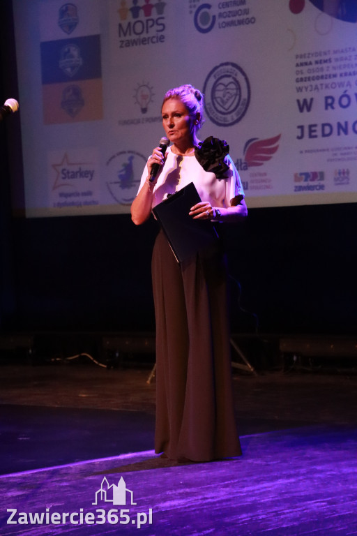 Fotorelacja: Gala W RÓWNOŚCI JEDNOŚĆ w MOK Zawiercie