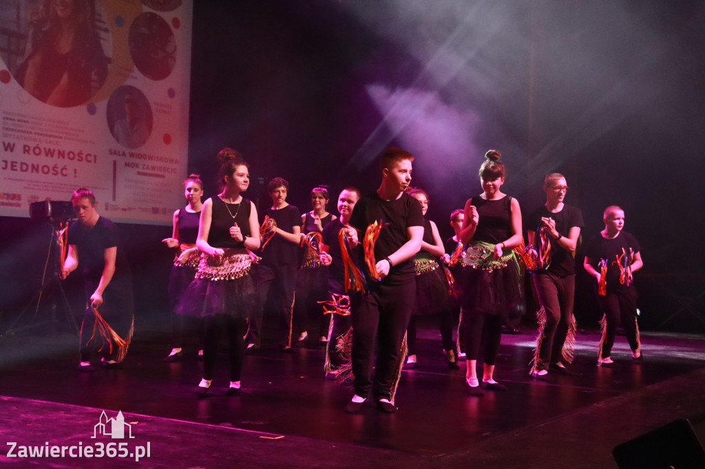 Fotorelacja: Gala W RÓWNOŚCI JEDNOŚĆ w MOK Zawiercie