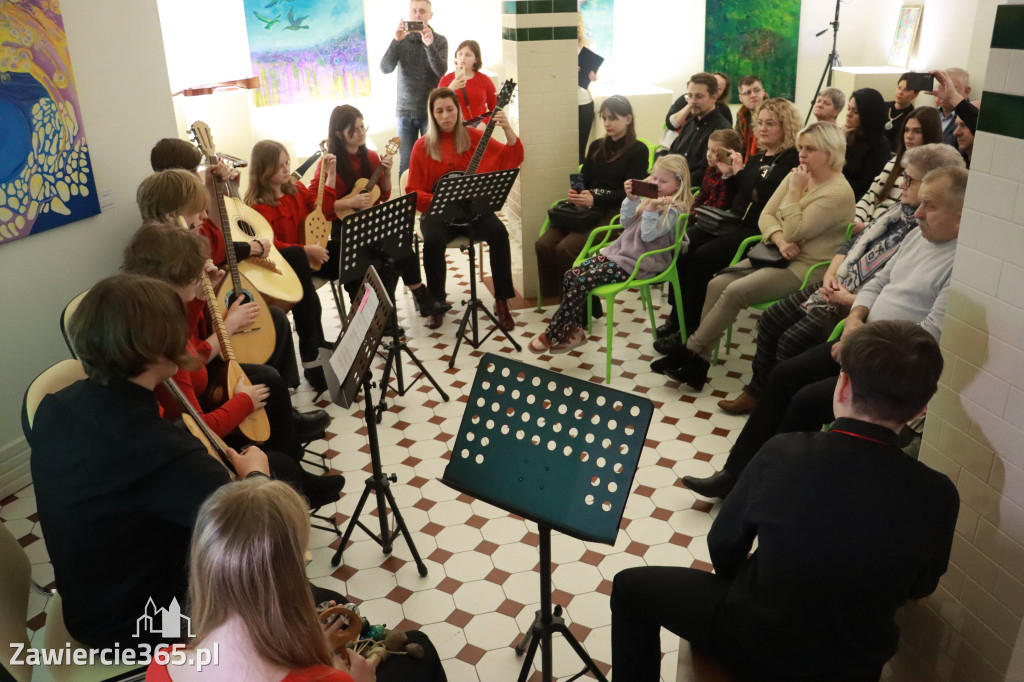 Zawiercie: Koncert Andrzejkowy Szkoły Muzycznej w Zawierciu w Galerii Stara Łaźnia.