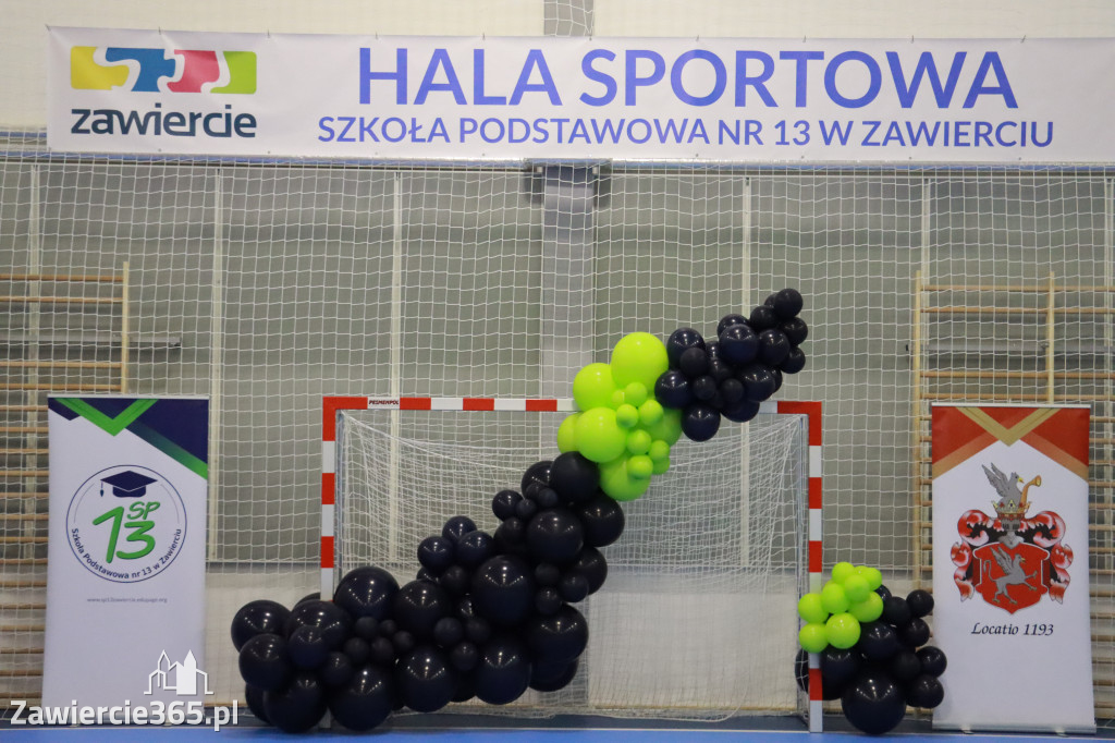 Fotorelacja: Uroczyste otwarcie hali sportowej przy Sp13 w Zawierciu