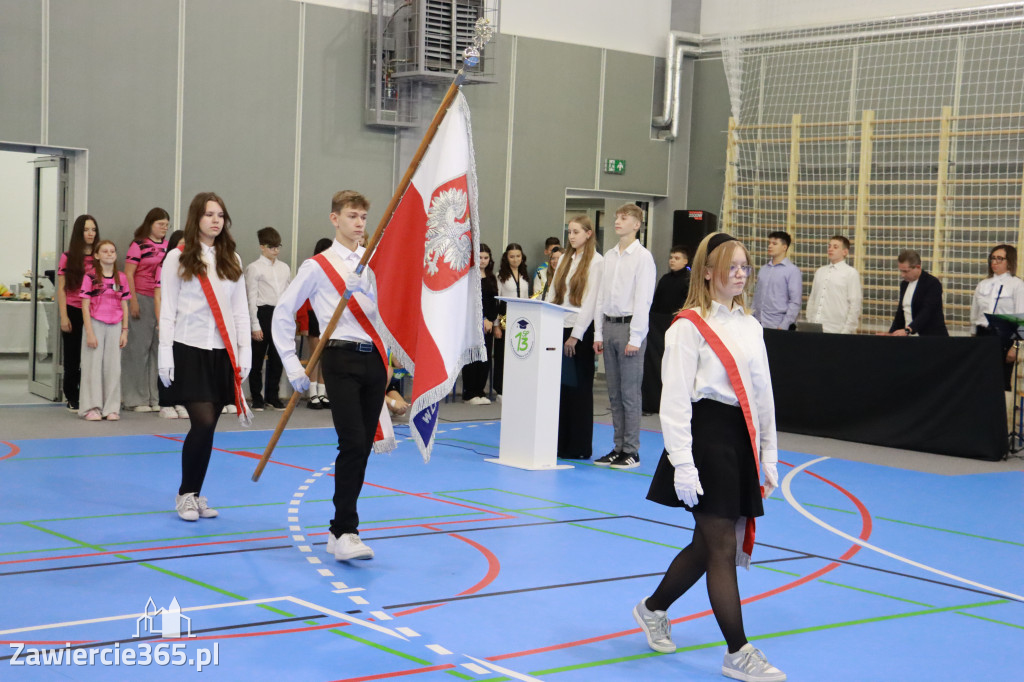 Fotorelacja: Uroczyste otwarcie hali sportowej przy Sp13 w Zawierciu