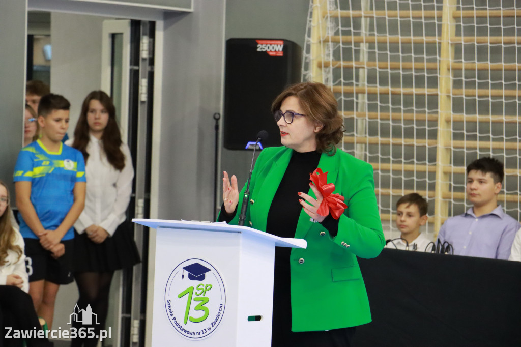 Fotorelacja: Uroczyste otwarcie hali sportowej przy Sp13 w Zawierciu