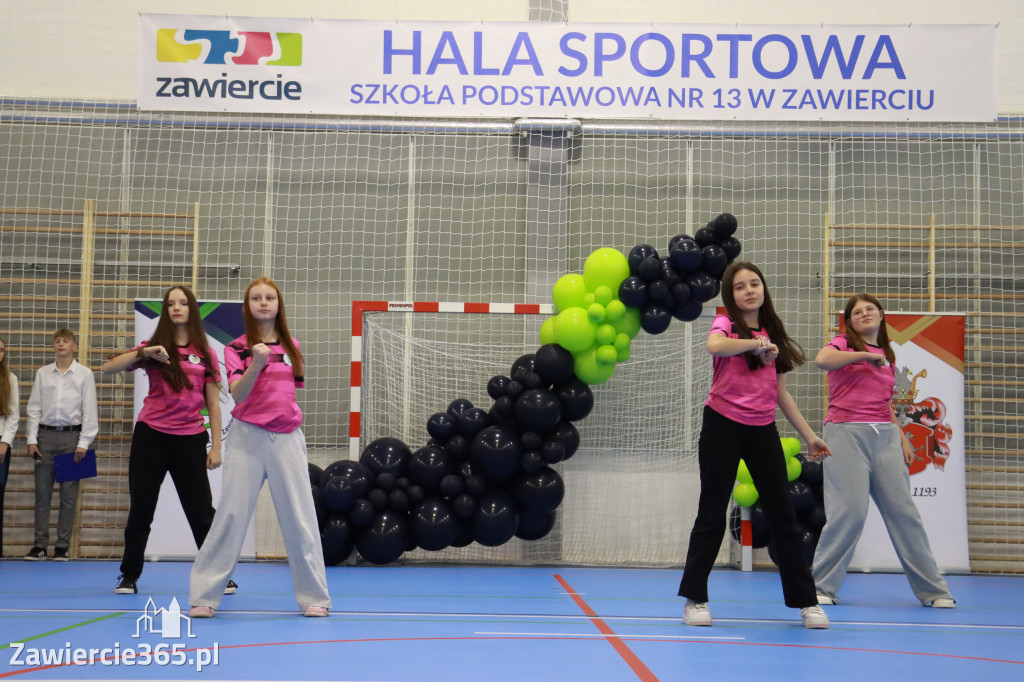 Fotorelacja: Uroczyste otwarcie hali sportowej przy Sp13 w Zawierciu