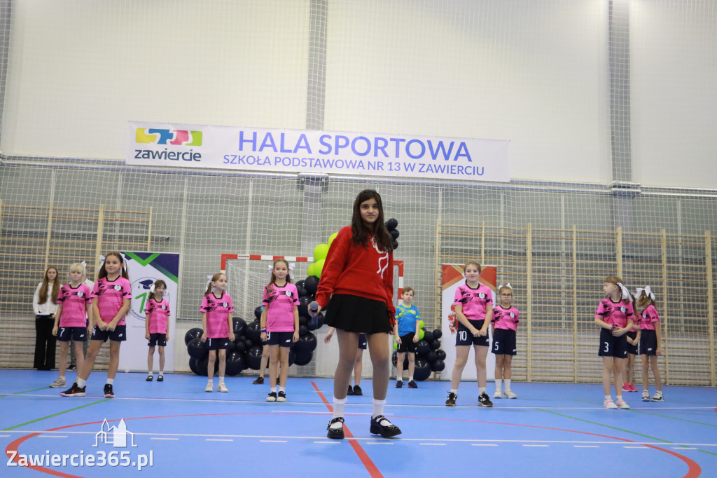 Fotorelacja: Uroczyste otwarcie hali sportowej przy Sp13 w Zawierciu
