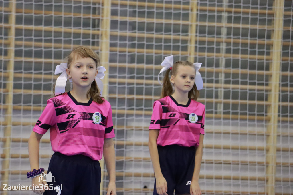 Fotorelacja: Uroczyste otwarcie hali sportowej przy Sp13 w Zawierciu
