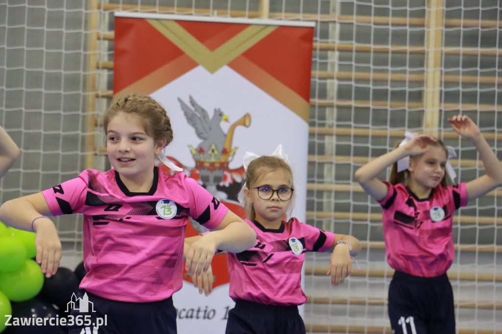 Fotorelacja: Uroczyste otwarcie hali sportowej przy Sp13 w Zawierciu