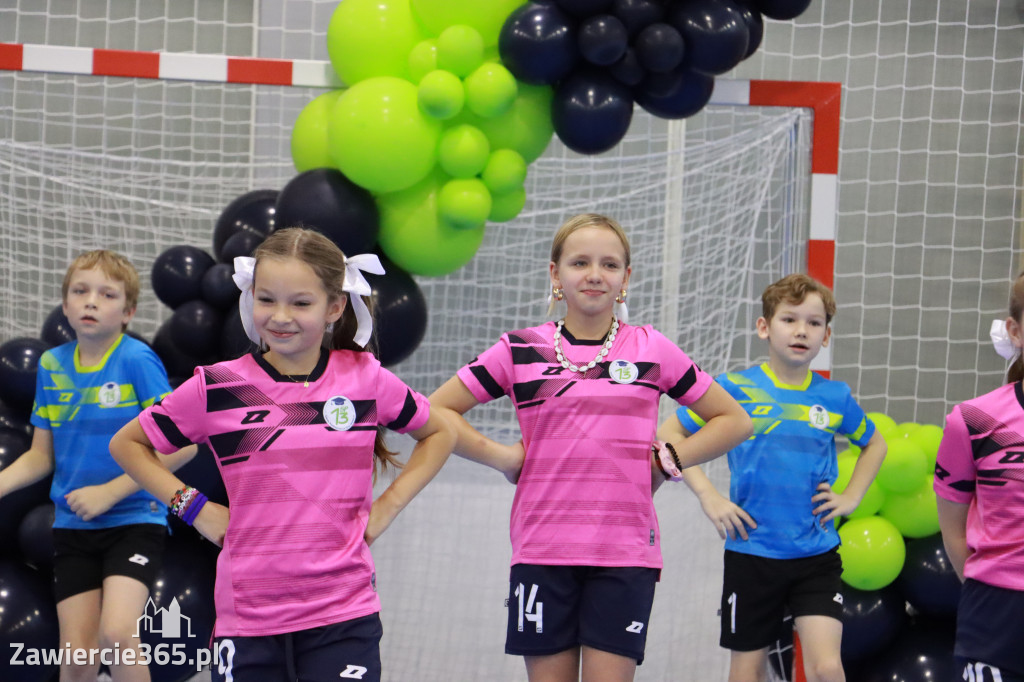 Fotorelacja: Uroczyste otwarcie hali sportowej przy Sp13 w Zawierciu