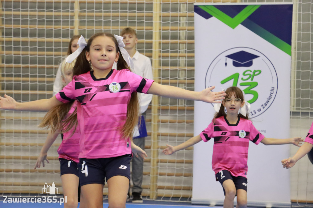 Fotorelacja: Uroczyste otwarcie hali sportowej przy Sp13 w Zawierciu