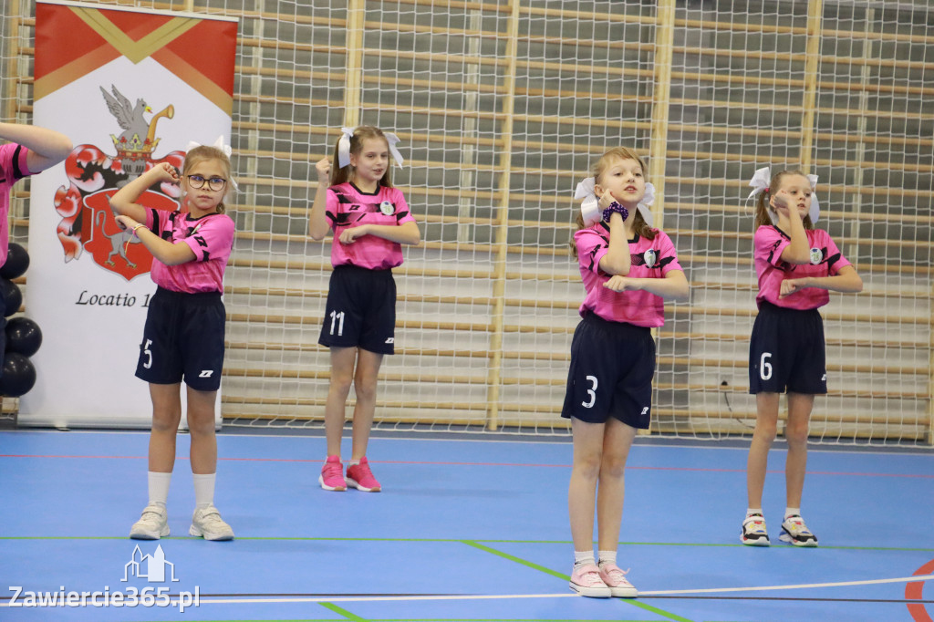 Fotorelacja: Uroczyste otwarcie hali sportowej przy Sp13 w Zawierciu