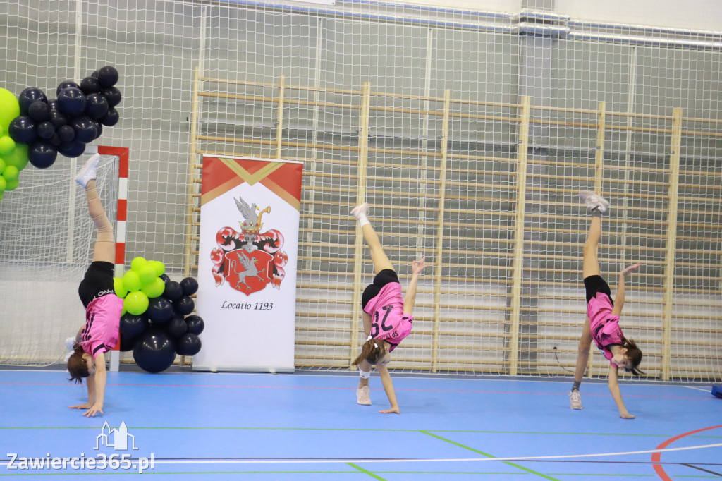 Fotorelacja: Uroczyste otwarcie hali sportowej przy Sp13 w Zawierciu