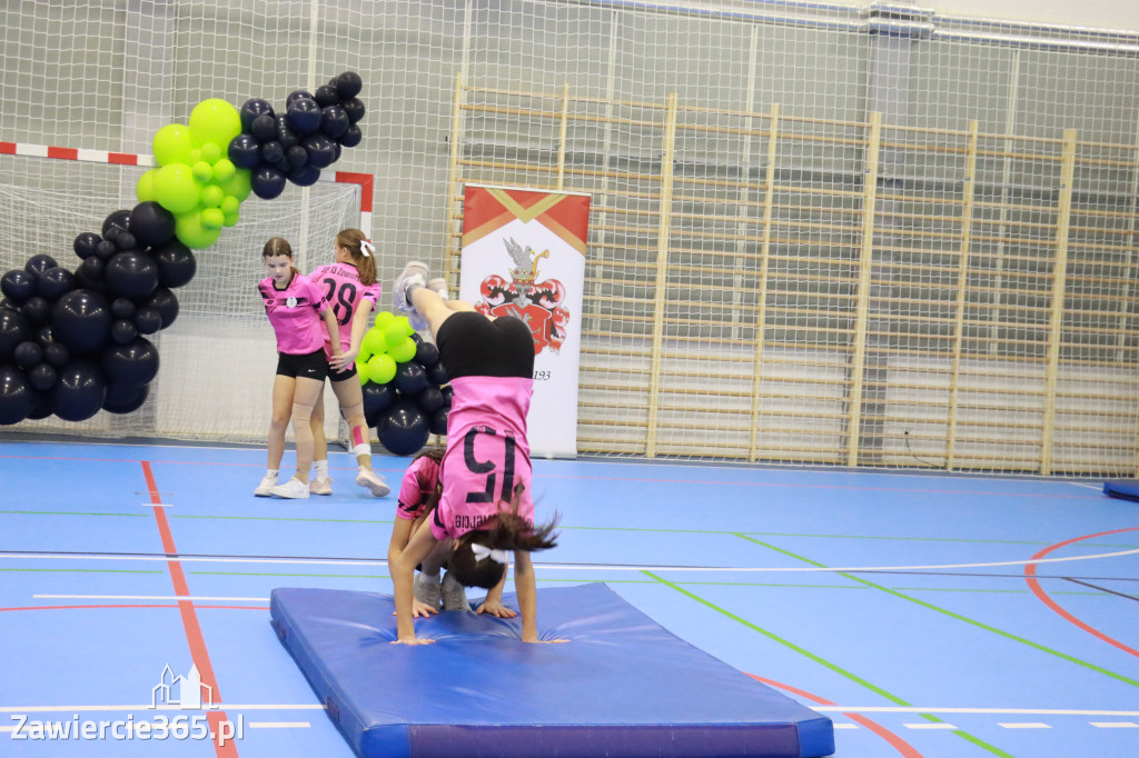 Fotorelacja: Uroczyste otwarcie hali sportowej przy Sp13 w Zawierciu