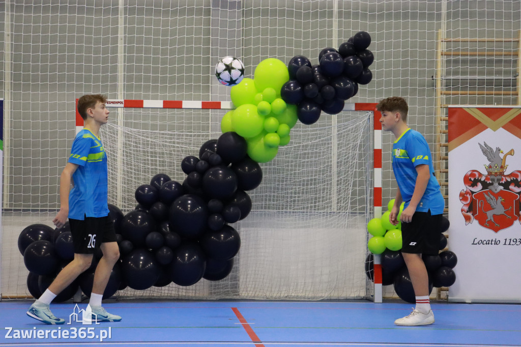 Fotorelacja: Uroczyste otwarcie hali sportowej przy Sp13 w Zawierciu