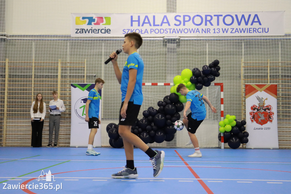 Fotorelacja: Uroczyste otwarcie hali sportowej przy Sp13 w Zawierciu