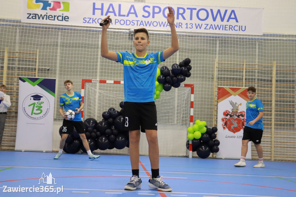 Fotorelacja: Uroczyste otwarcie hali sportowej przy Sp13 w Zawierciu