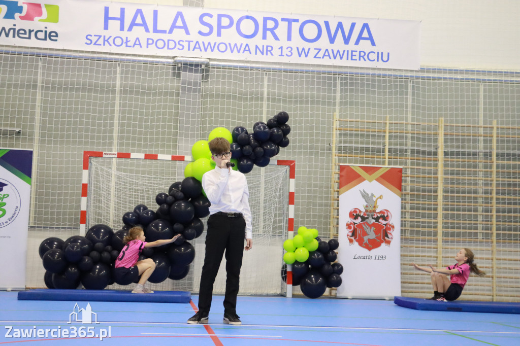 Fotorelacja: Uroczyste otwarcie hali sportowej przy Sp13 w Zawierciu