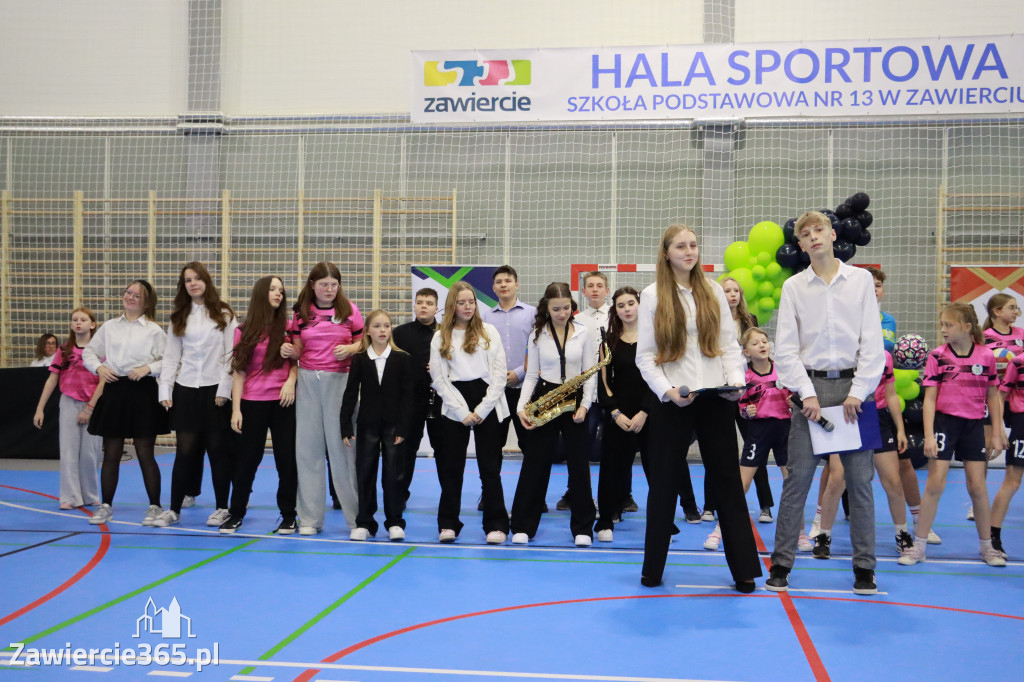 Fotorelacja: Uroczyste otwarcie hali sportowej przy Sp13 w Zawierciu