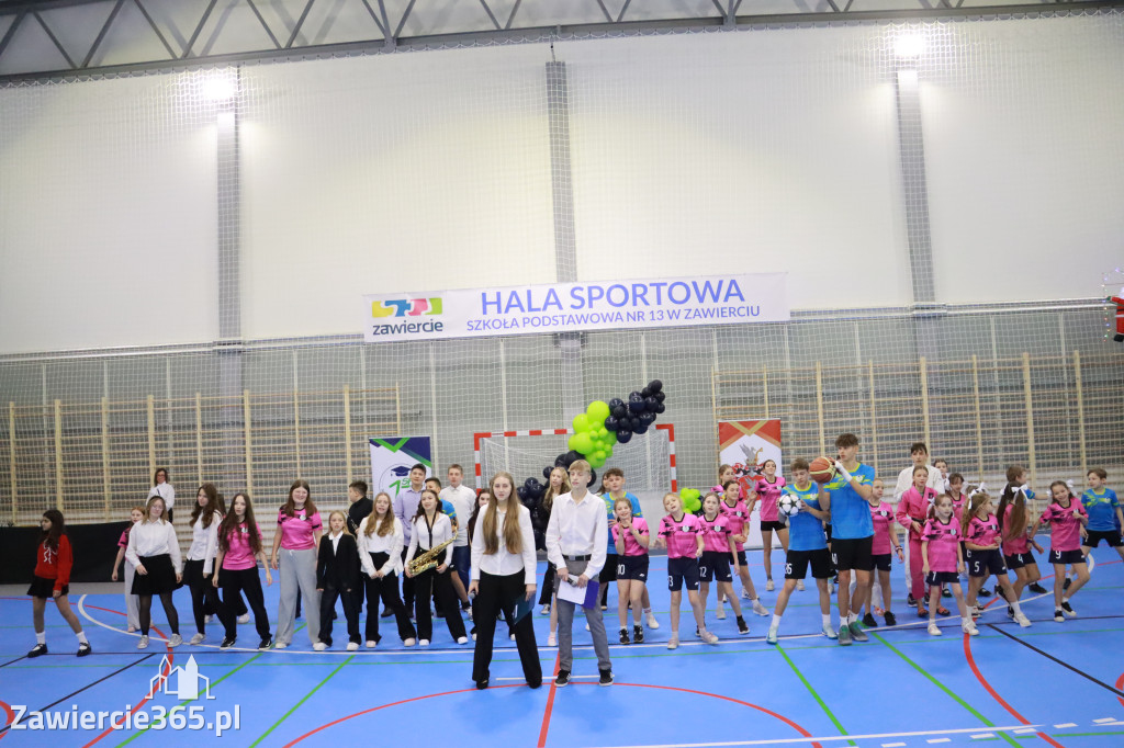 Fotorelacja: Uroczyste otwarcie hali sportowej przy Sp13 w Zawierciu