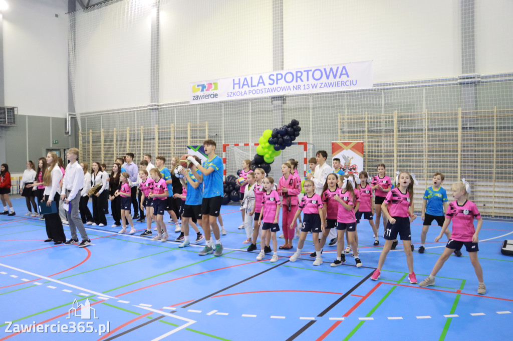 Fotorelacja: Uroczyste otwarcie hali sportowej przy Sp13 w Zawierciu