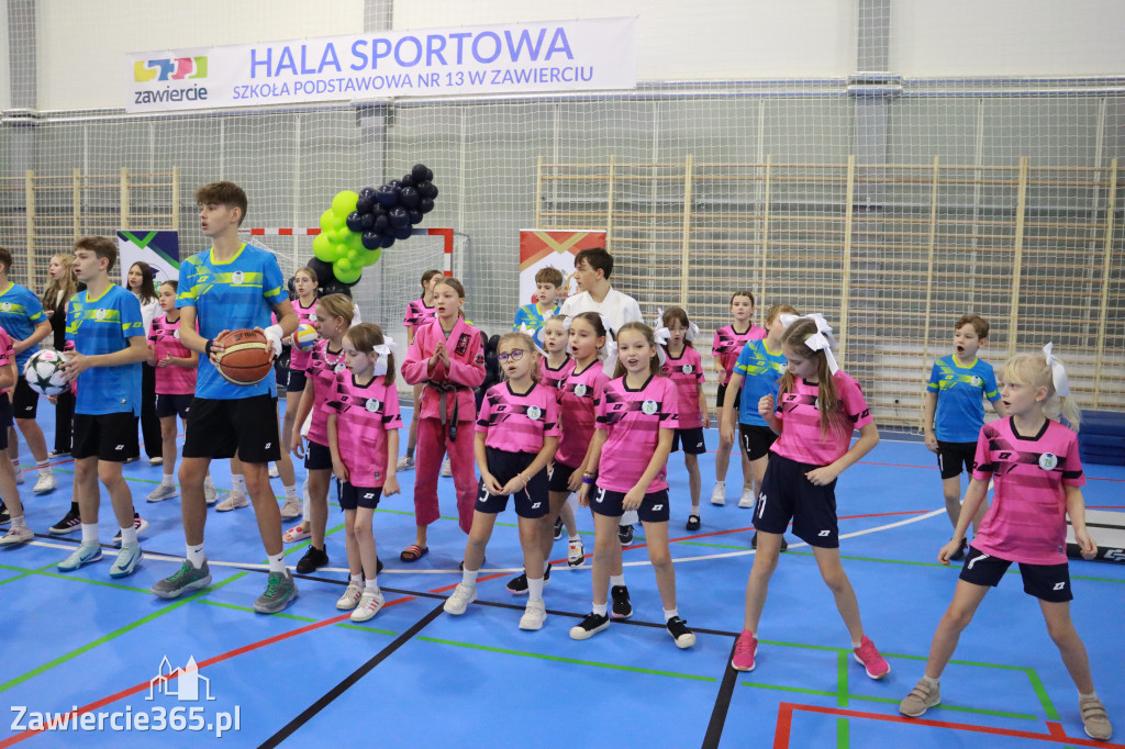 Fotorelacja: Uroczyste otwarcie hali sportowej przy Sp13 w Zawierciu