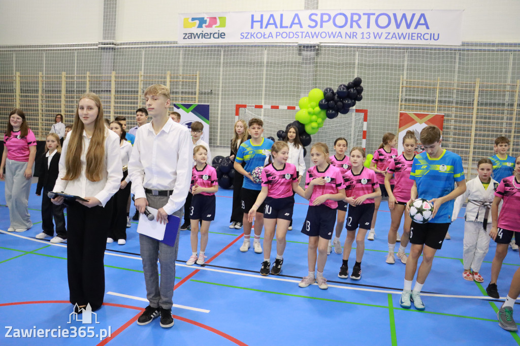 Fotorelacja: Uroczyste otwarcie hali sportowej przy Sp13 w Zawierciu