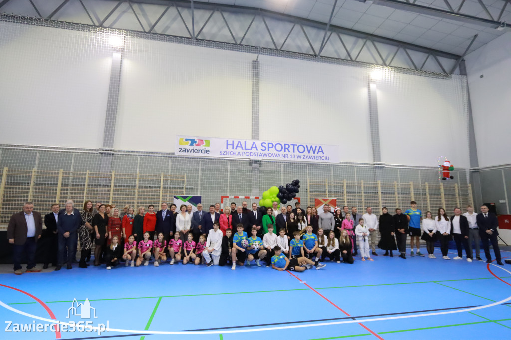 Fotorelacja: Uroczyste otwarcie hali sportowej przy Sp13 w Zawierciu