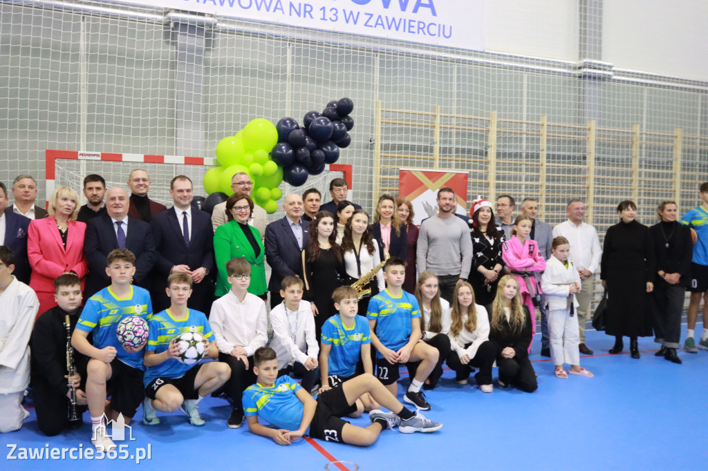 Fotorelacja: Uroczyste otwarcie hali sportowej przy Sp13 w Zawierciu