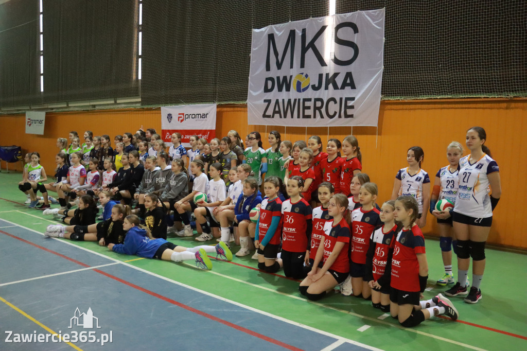 Fotorelacja I: Turniej Minisiatkówki w Zawierciu