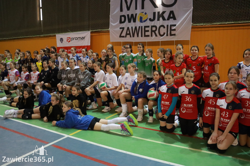 Fotorelacja I: Turniej Minisiatkówki w Zawierciu
