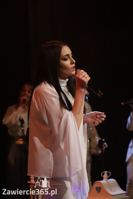 Fotorelacja: W krainie świątecznych melodii w MOK Zawiercie