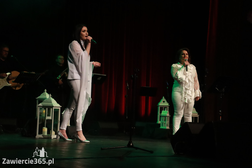 Fotorelacja: W krainie świątecznych melodii w MOK Zawiercie