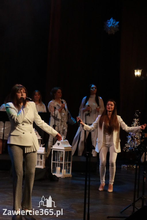 Fotorelacja: W krainie świątecznych melodii w MOK Zawiercie