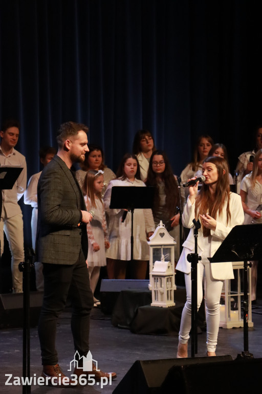 Fotorelacja: W krainie świątecznych melodii w MOK Zawiercie